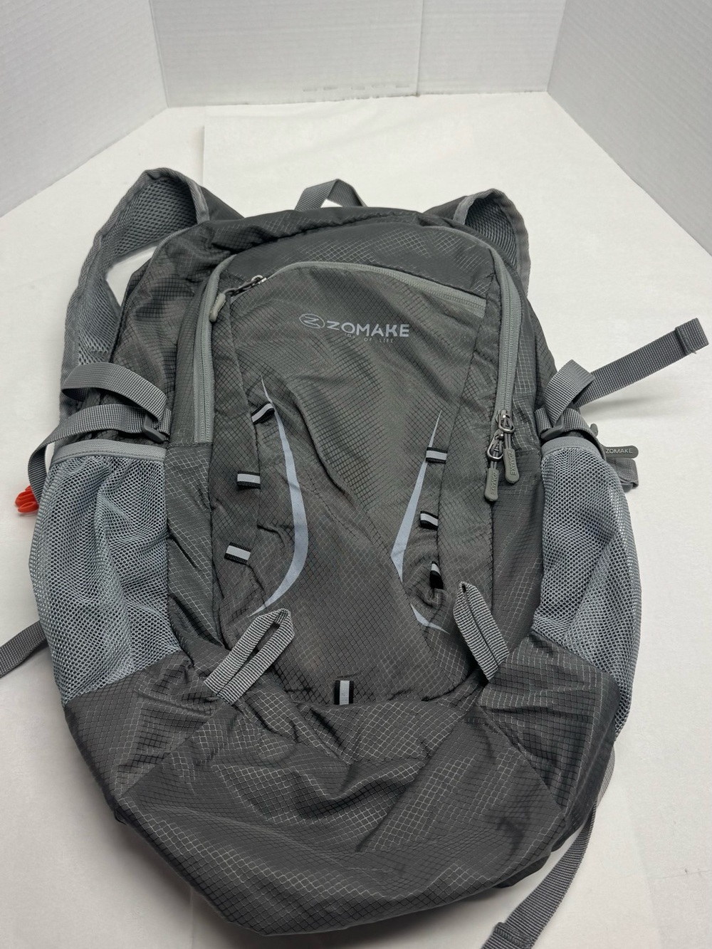 Men's Gray Everyday Hiking Backpack